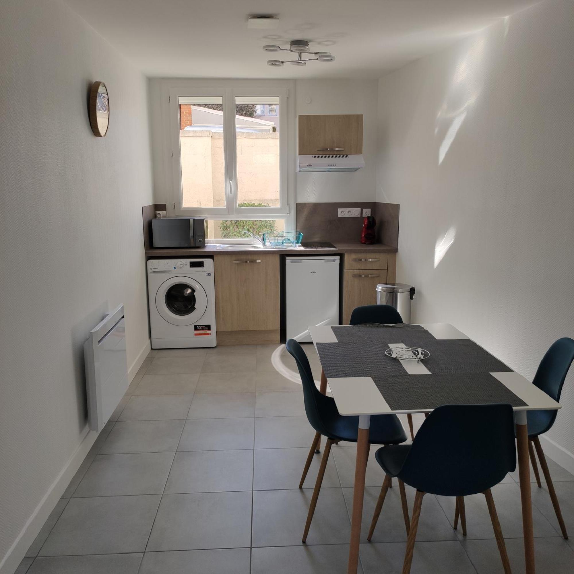 Apartment Cosy Avec Place De Parking Privee *